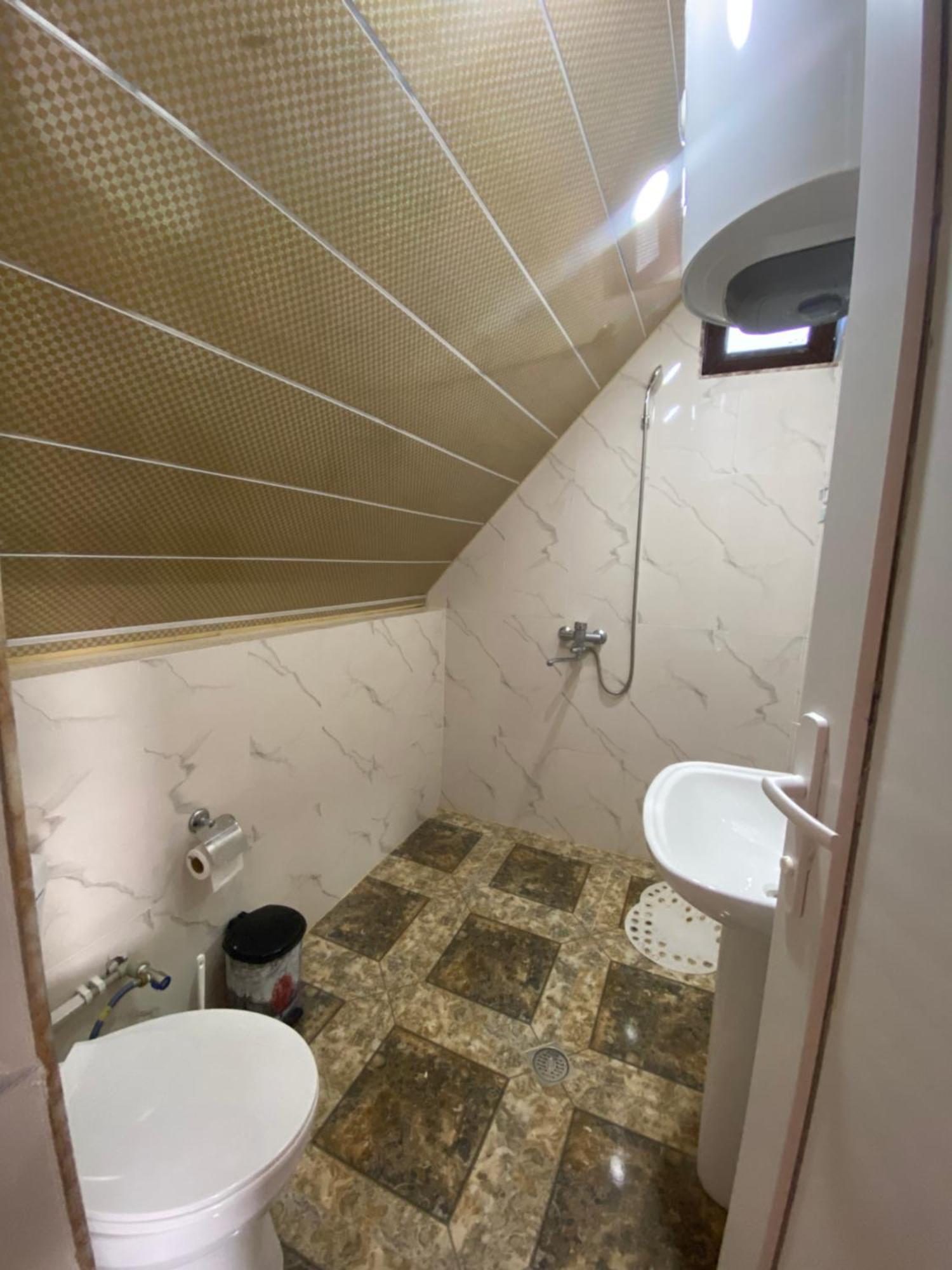 Kirta Gordi Exterior foto